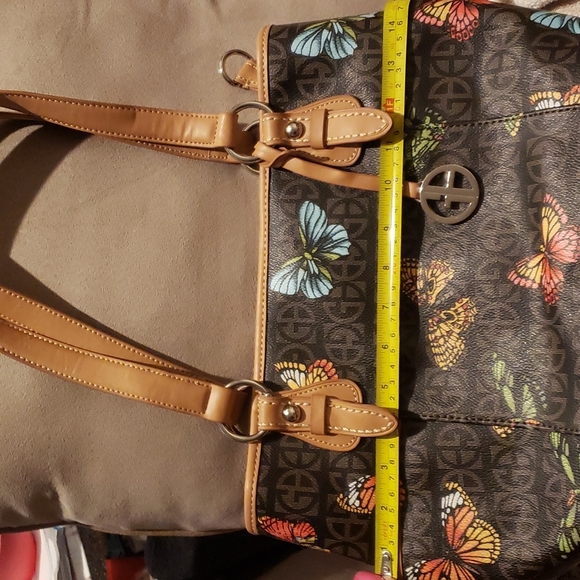 Gianna Butterfly 🦋 Purse 👜 - Picture 16 of 17